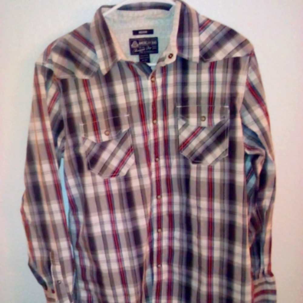 Casual mens button up shirt red and blue striped size medium